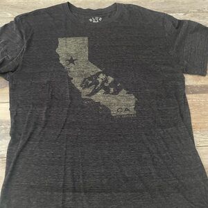 Blue 84 Men's Charcoal California Graphic Tee…soft fabric
